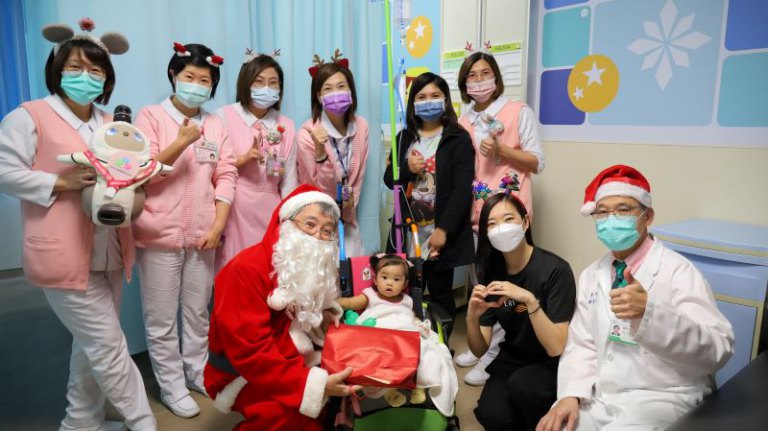 瑞信兒童醫療基金會2023聖誕歡樂列車　送愛到新竹市立馬偕兒童醫院