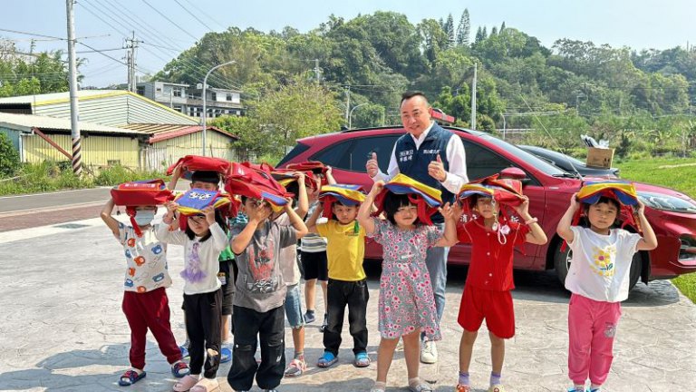 寶山鄉公所慶祝兒童節　贈全鄉孩童可愛又實用背包