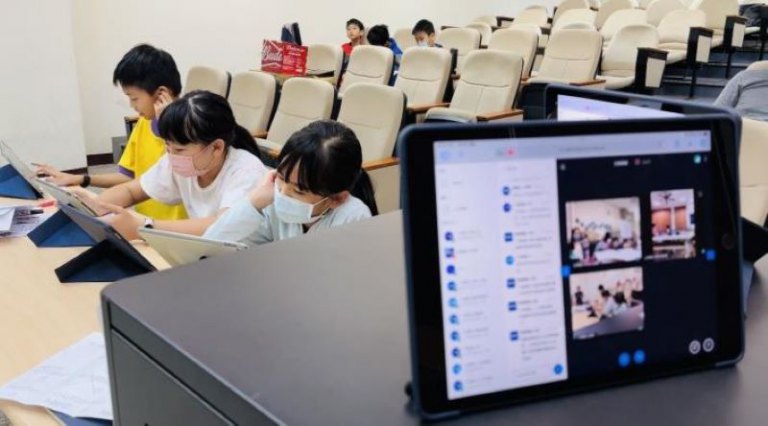 數學、科技加乘　竹縣費馬的教室數學競賽引入虛擬實境