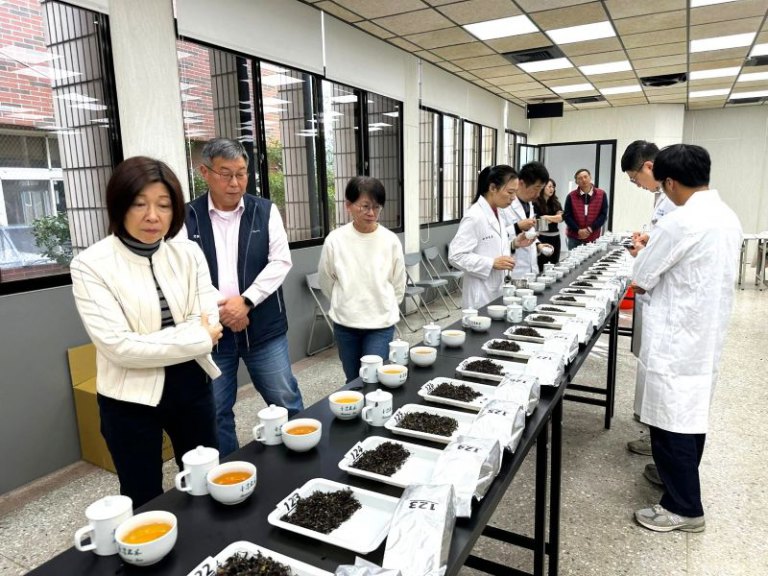 竹縣冬季東方美人茶優良茶評鑑出爐 温志軒榮獲特等獎 竹縣冬季東方美人茶優良茶評鑑出爐 温志軒榮獲特等獎