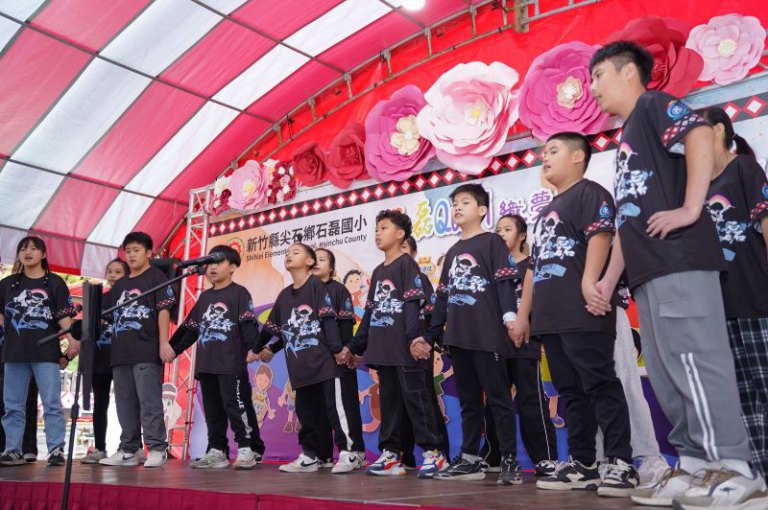 石磊國小一甲子校慶　楊文科親臨見證「泰雅薪火六十情」