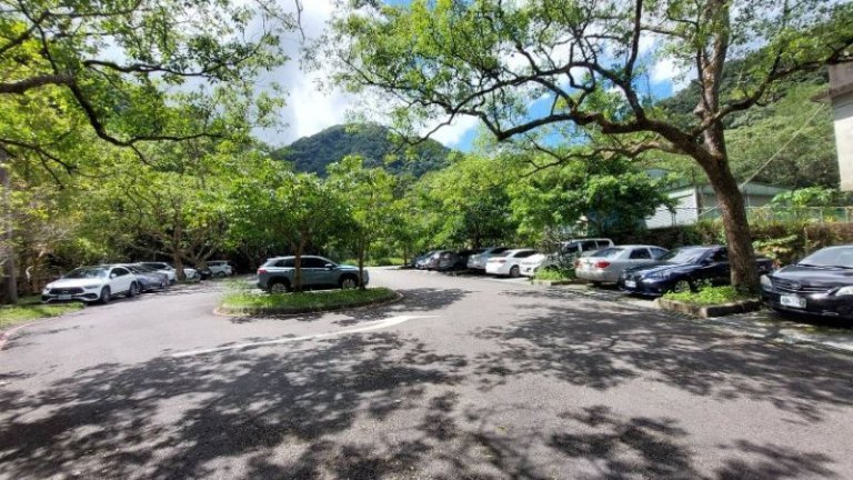 內洞、滿月圓國家森林遊樂區停車場  預計明(115)年度採收費管理