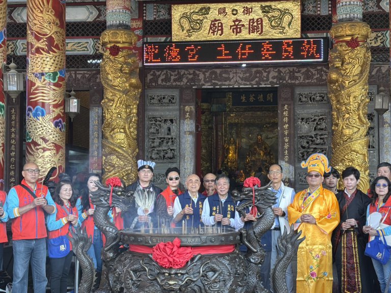 好地方協進會攜手鳳西獅子會、聖皇科技《穿越三國》做公益　結緣高雄東照山關帝廟廣場