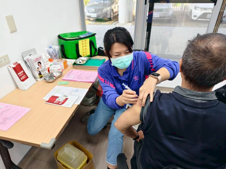 彰化長者皮蛇疫苗接種熱烈 1/26起全面開放預約、下午1點30分受理 彰化長者皮蛇疫苗接種熱烈 1/26起全面開放預約、下午1點30分受理