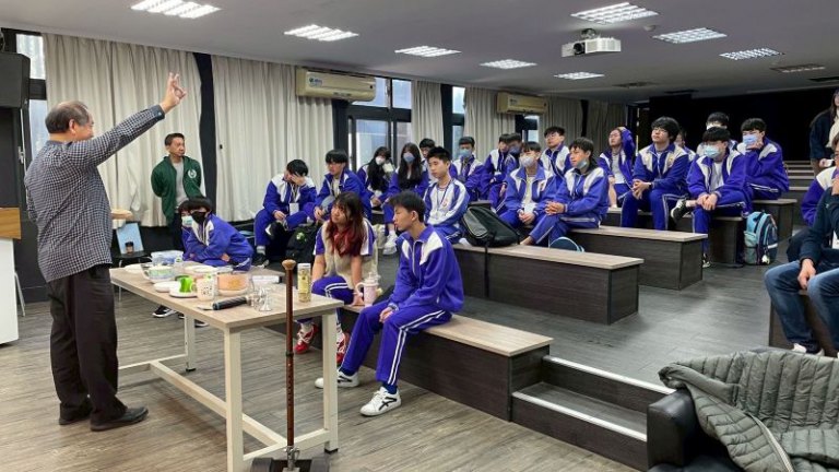 竹縣「科技新星」寒假營隊登場　自強高工攜手聯合大學引領技職新視界