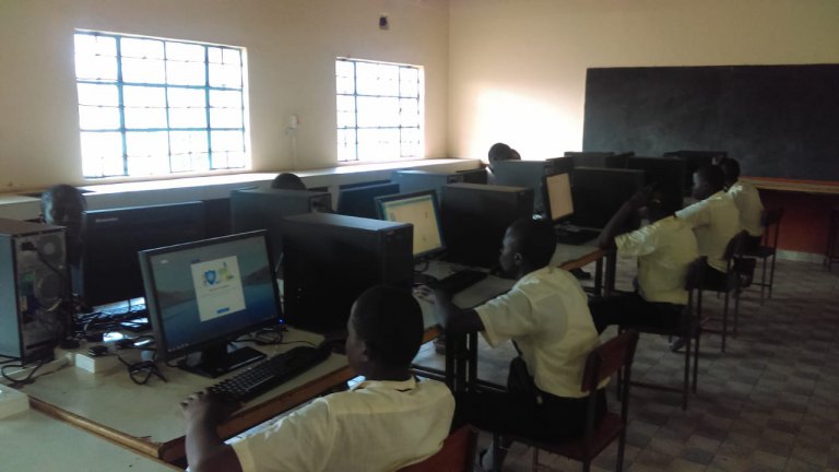 點亮未來　肯亞 Butula 地區「智慧光明燈」開花結果