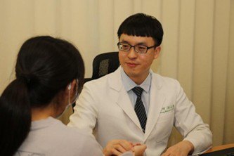 久坐易引發痠痛不適　台中慈濟中醫師提醒定時伸展