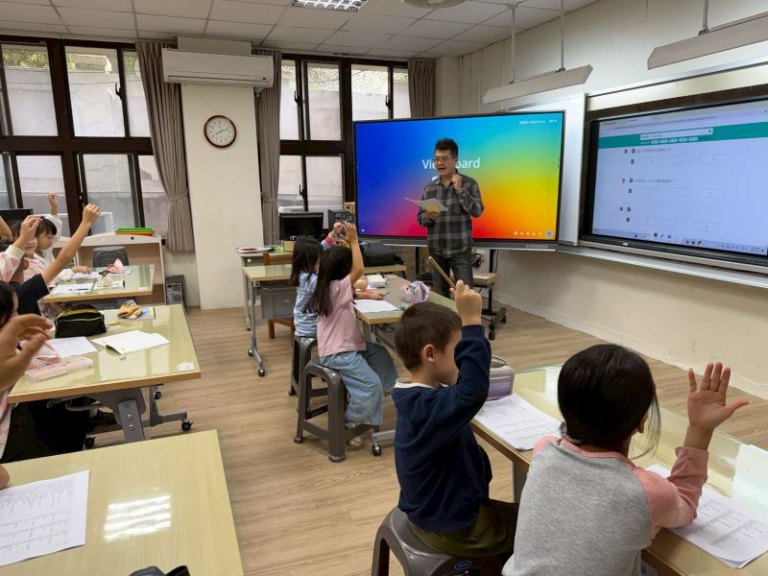 新竹縣挺教育!謝謝「課後的守護」 教師課後鐘點費調升20% 新竹縣挺教育!謝謝「課後的守護」 教師課後鐘點費調升20%