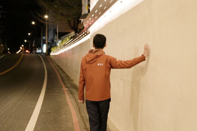 台元通勤動脈安全大升級！　鄭朝方兼顧美學改善城區中和街地下道