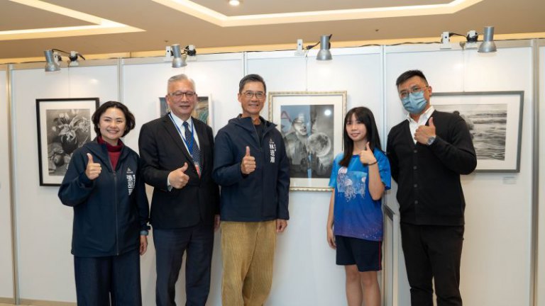 建華國中美術班畢業美展開幕！　藝術教育紮根、讓夢想在城市綻放