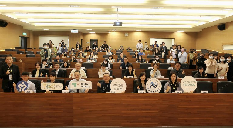 南服中心協同各部會宣導外專法新制　打造優質留臺環境