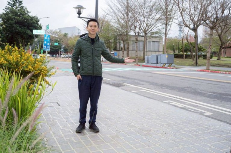 鄭朝方打造竹北步行城市不停歇　  全面改善光明美食商圈2公里步道完工啟用