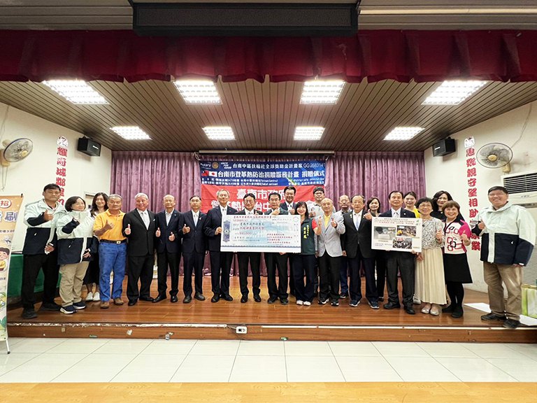 公私協力強化台南登革熱防治　黃偉哲感謝扶輪社挹注94萬防疫量能