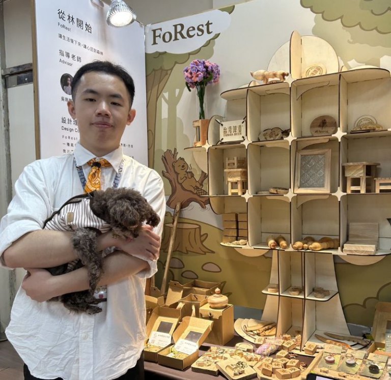 玄奘大學視傳系學生張皓翔以設計實踐地方創生　榮獲國發會青年地方創生計畫補助