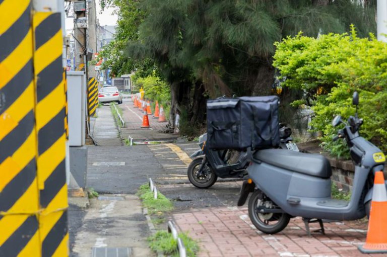 揮別與車爭道！竹市光華國中通學步道開工　高虹安市長：打造以人為本安全路網