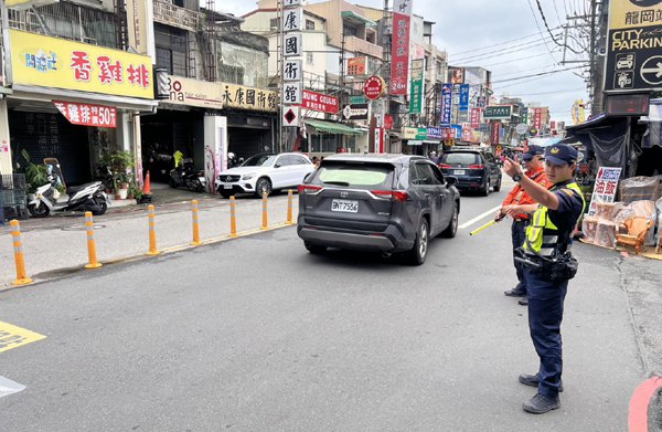 中壢龍岡米干節期間　警方加強交通疏導