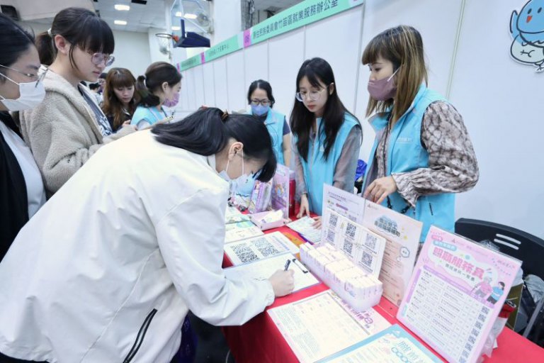 春季校園徵才最終場中華大學登場　釋出逾3000職缺鼓勵青年留竹發展