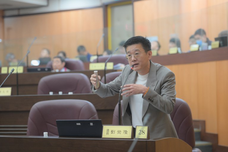 龍潭觀光與文化活動待整合升級　市議員劉熒隆質詢提多項改善建議