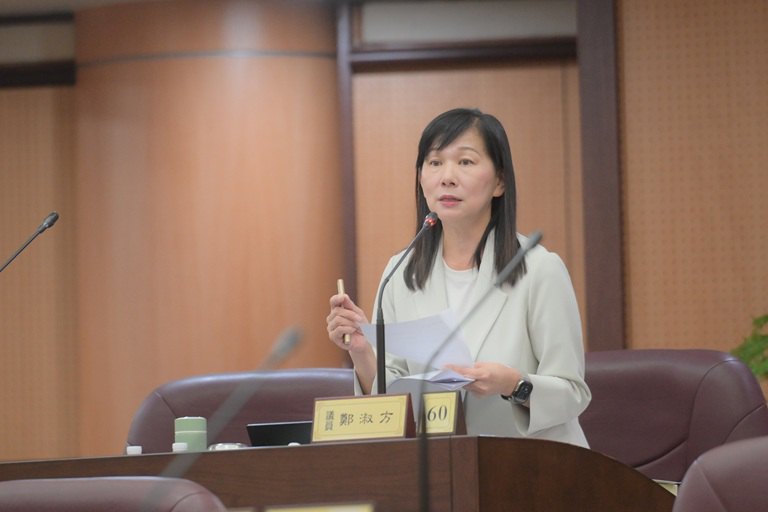愛心卡多元使用成楊梅長者心聲　市議員鄭淑方：應開放生活多元使用