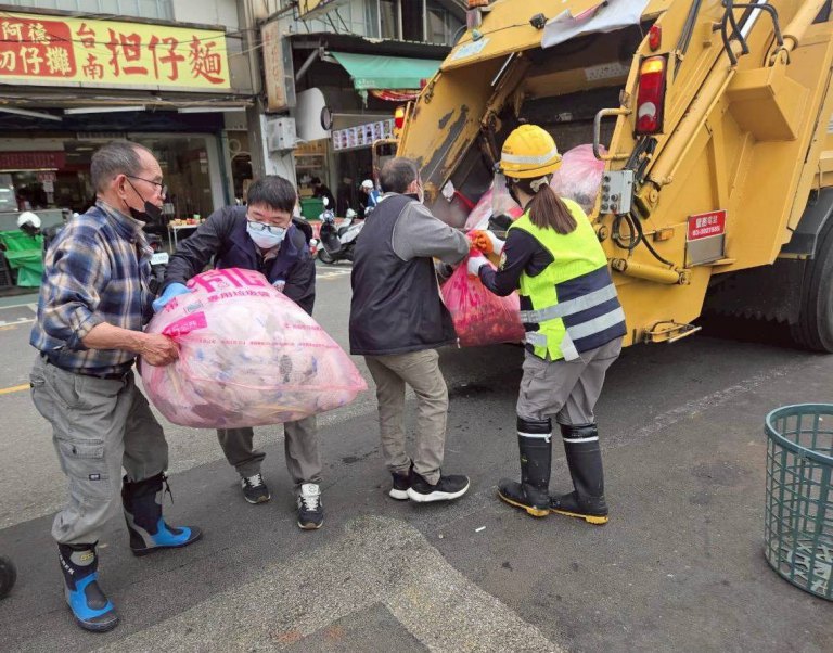 落實垃圾分類與減量　隨袋徵收更划算