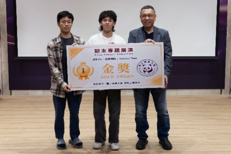 清華電機首屆創新微學分課程 攜手微軟台灣研發中心培養跨域實作人才 清華電機首屆創新微學分課程 攜手微軟台灣研發中心培養跨域實作人才