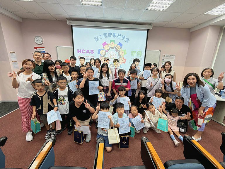薪傳民雄一對一公益教育落根新竹縣 康乃爾美國學校(HCAS)英語課輔圓滿成果發表! 薪傳民雄一對一公益教育落根新竹縣 康乃爾美國學校(HCAS)英語課輔圓滿成果發表!