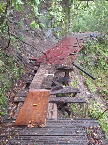 霞喀羅國家步道21.8K處遇豪雨崩塌緊急搶修　暫停開放至7/20