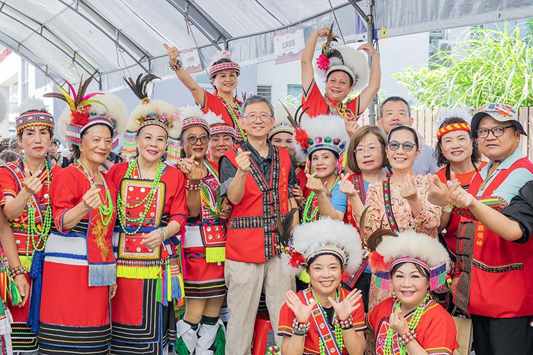 龍潭豐年祭傳承原民文化 王明鉅力挺族語扎根 龍潭豐年祭傳承原民文化 王明鉅力挺族語扎根