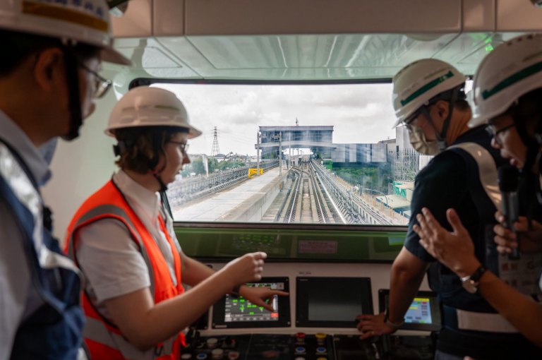桃捷綠線無人駕駛測試完成關鍵驗證　張善政：朝年底優先通車全力衝刺