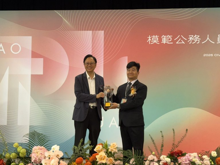 24小時守護桃園的不夜微光！環保局稽查科長謝宏松榮獲模範公務員　用溫柔執法換來城市的寧靜與清新