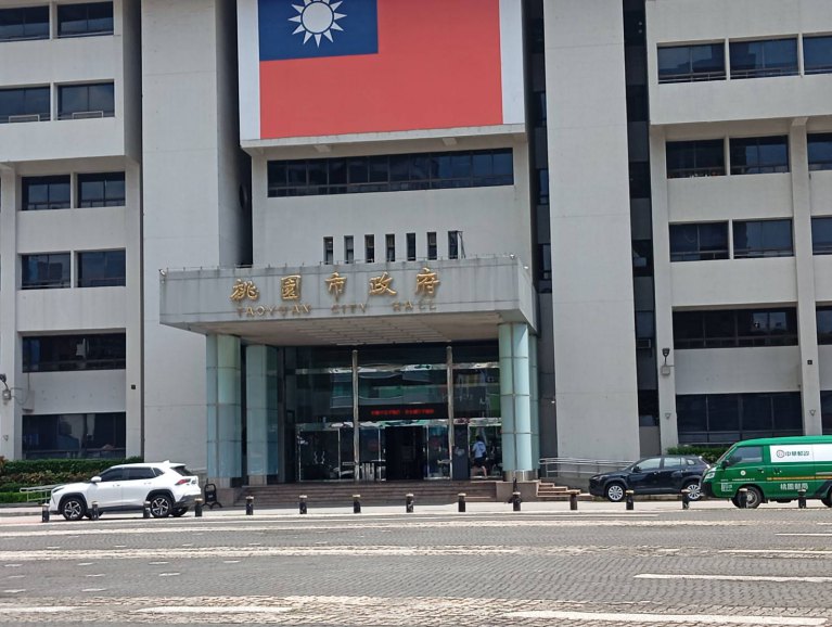 外送員於桃園發生車禍受傷 社會局關懷 全力銜接社福資源 外送員於桃園發生車禍受傷 社會局關懷 全力銜接社福資源