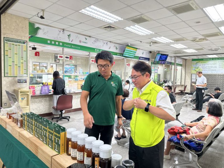 新竹郵局挺小農 沈佛龍局長:讓郵政服務成為支持地方產業與溫暖的重要力量 新竹郵局挺小農 沈佛龍局長:讓郵政服務成為支持地方產業與溫暖的重要力量