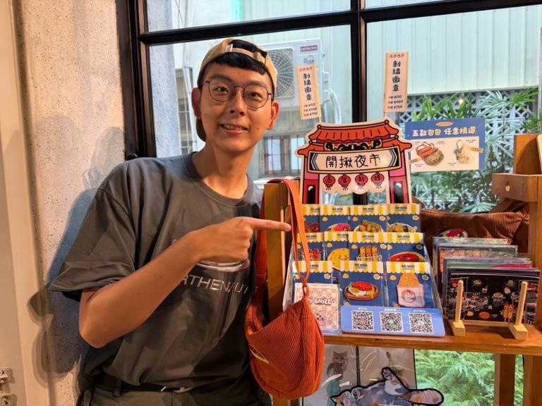 ▲曾面臨職涯卡關的劉哲凱，透過職業訓練成功轉型，打造人氣網紅店家，創下百萬業績。（圖╱桃竹苗分署提供）